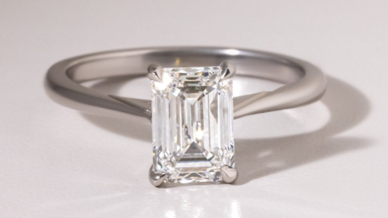 Bezel Emerald Cut Ring: A Timeless Elegance in Jewelry